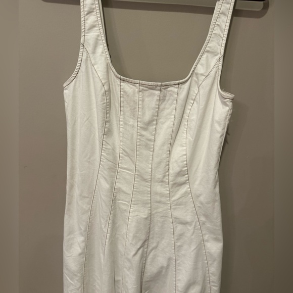 Petal & Pup Una Midi Dress in white - Picture 11 of 14